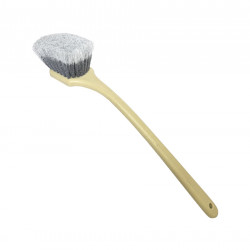 Glosswork Fender Brush Щетка для арок с длинной изогнутой ручкой.